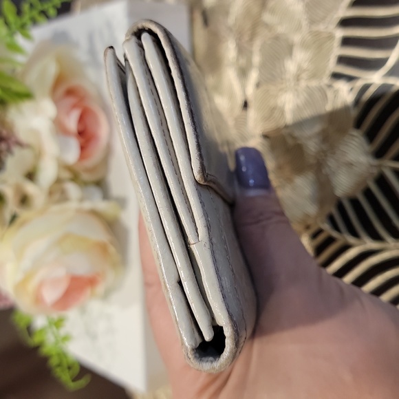 Authentic Gucci Guccisima wallet - Picture 4 of 13